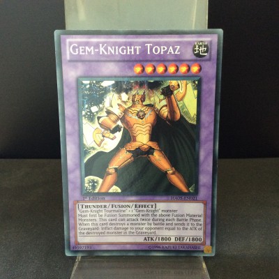Gem-Knight Topaz