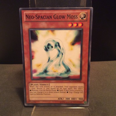 Neo-Spacian Glow Moss